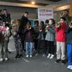 photo  les élèves de cm1 de saint-exupéry ont joué face à leurs parents sous le préau de l’école saint-exupéry, vendredi 15 novembre 2024, à sablé-sur-sarthe. 