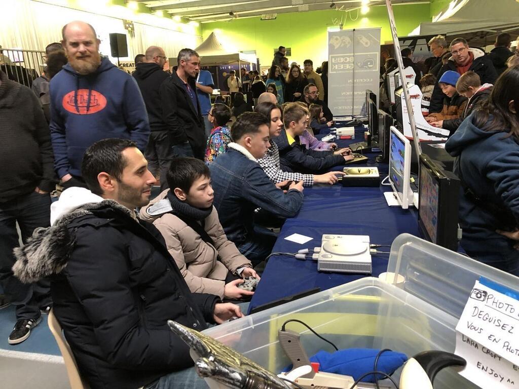 Près de 3 000 personnes au salon du jeu vidéo à La Flèche