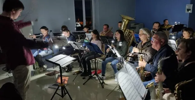 photo  l’orchestre de la vègre peaufine ses gammes avant les concerts de fin d’année à brûlon et loué.  &copy;  le maine libre. 