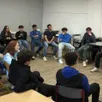 photo  l’un groupes d’élèves, lors de l’atelier « réflexion sur l’insulte » animé par nathalie gasnier, conseillère principale d’éducation. 