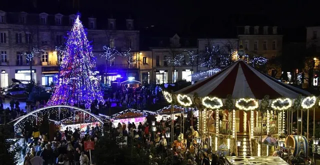 photo  du 6 au 31 décembre, le marché de noël investira la place travot, à cholet, cette année sur le thème de la montagne.  &copy;  philippe biraud 