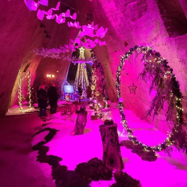 Lors du marché de Noël de Doué-en-Anjou, les caves troglodytiques des arènes seront scénographiées d’après le conte « Nanouq et la princesse de Noël », cette année. Doué-en-Anjou photo lors du marché de noël de doué-en-anjou, les caves troglodytiques des arènes seront scénographiées d’après le conte « nanouq et la princesse de noël », cette année. © doué-en-anjou