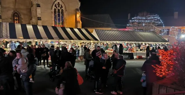 photo  petits et grands, en plein cœur de ville, pourront profiter de la féerie de noël.  &copy;  ville de parigné 