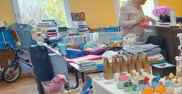 photo  jordan lecourbe assurait la vente de ses bougies artisanales au profit de l’association la grenouille solidaire afin de pouvoir financer son aventure du raid humanitaire.  &copy;  le maine libre 