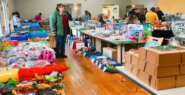 photo  l’association roc loisirs a organisé sa traditionnelle bourse aux jouets, vêtements et puériculture.  &copy;  le maine libre 