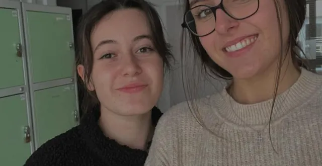 photo  ces élèves du lycée val de sarthe de sablé-sur-sarthe seront au marché de noël de précigné.  &copy;  justine et éliza 