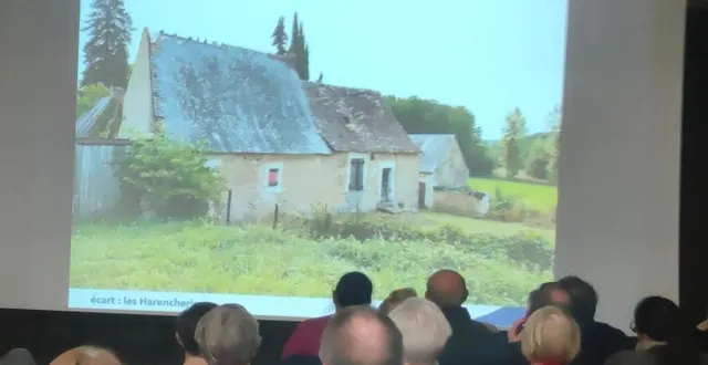 photo  un exemple du bâti lucéen lors de la projection.  &copy;  le maine libre 