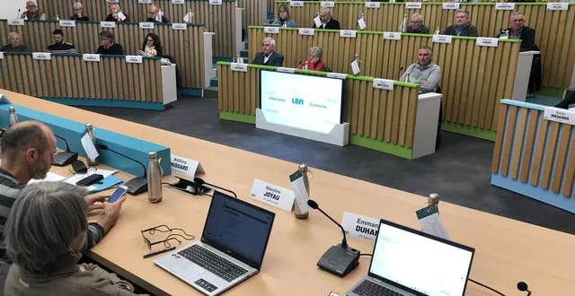 photo  premier conseil communautaire, mercredi 27 novembre 2024, dans ces nouveaux locaux du pôle intercommunal lbn.  &copy;  le maine libre 