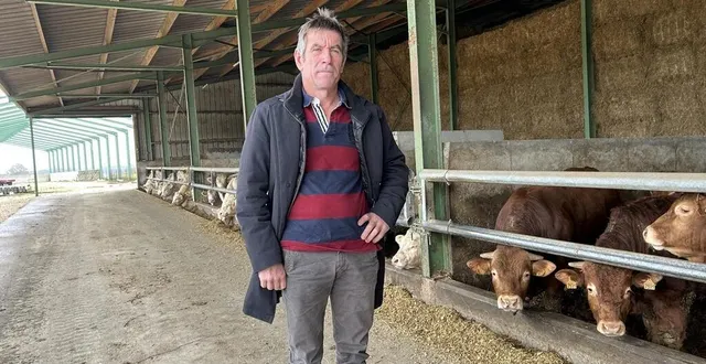 photo  éleveur depuis près de 35 ans à bazouges-cré-sur-loir, près de la flèche (sarthe) philippe alusse défend son projet.  &copy;  ouest-france 