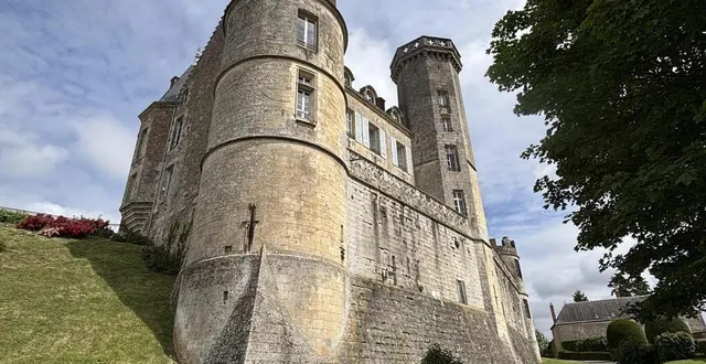 photo  un marché de noël sera organisé au château de montmirail.  &copy;  le maine libre 