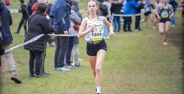 photo  isalys huet a survolé les départementaux de cross court.  &copy;  dominique breugnot 