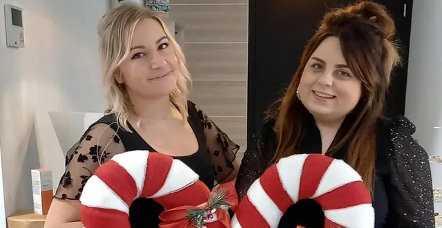 photo  ophel et alice, dans leur boutique à la quantinière.  &copy;  ouest-france 