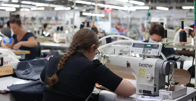 photo  lors de l’opération « vivez les métiers », mardi 3 décembre 2024, les entreprises noras mais aussi femilux présenteront leurs activités autour de la maroquinerie et de la confection.  &copy;  archives ouest-france 