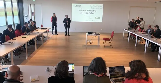 photo  un premier comité de pilotage de cœur de maine a réuni la communauté de communes des coëvrons lbn communauté (loué brûlon noyen), la région et les services de l’état.  &copy;  le maine libre 