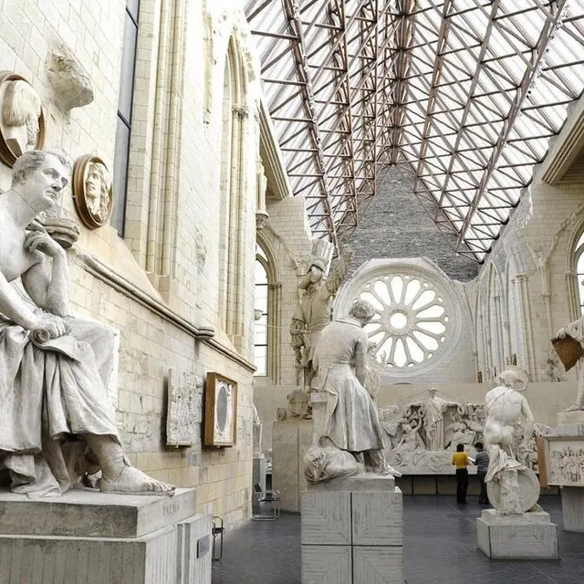 photo la galerie david d’angers est située en plein centre-ville, dans une ancienne abbaye.  ©  archives ouest-france