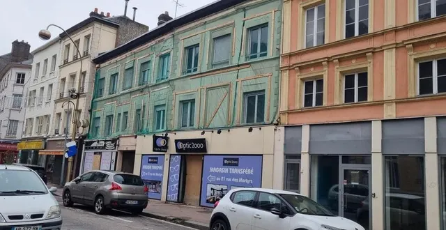 photo  le centre-ville d’elbeuf souffre, avec des commerces fermés ou qui déménagent faute de clients dont le pouvoir d’achat s’amenuise.  &copy;  marc braun, ouest-france 