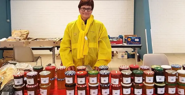 photo  marie-france soutient le téléthon grâce à sa passion des confitures maison.  &copy;  ouest-france 