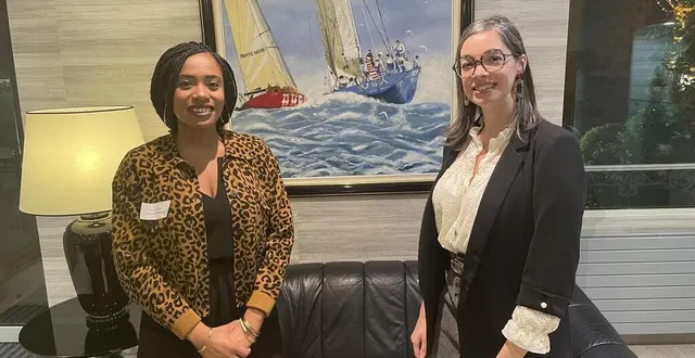 photo  sounia chanfi (à gauche) va quitter ses fonctions de chargée de mission économique du pays sabolien, fin décembre 2024. elle sera remplacée par charlène gaudin (à droite).  &copy;  le maine libre 