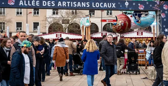 photo  parmi nos coups de cœur du marché de noël 2024, place de la république au mans, l’allée des artisans locaux.  &copy;  photo : le maine libre – xavier sarrat 