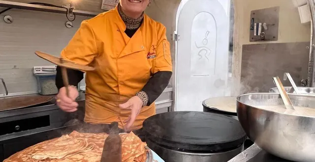 photo  on peut désormais retrouver les galettes et les crêpes de mam’cath sur le marché du mercredi à val-au-perche.  &copy;  @val-au-perche 