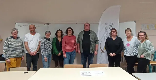 photo  les signataires de la charte d’engagement avec les 3rd’anjou.  &copy;  co 