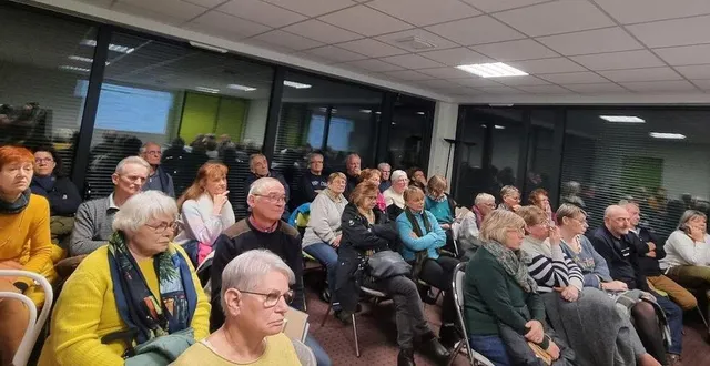 photo  une quarantaine d’adhérents a assisté à l’assemblée générale de l’association sports et loisirs.  &copy;  ouest-france 