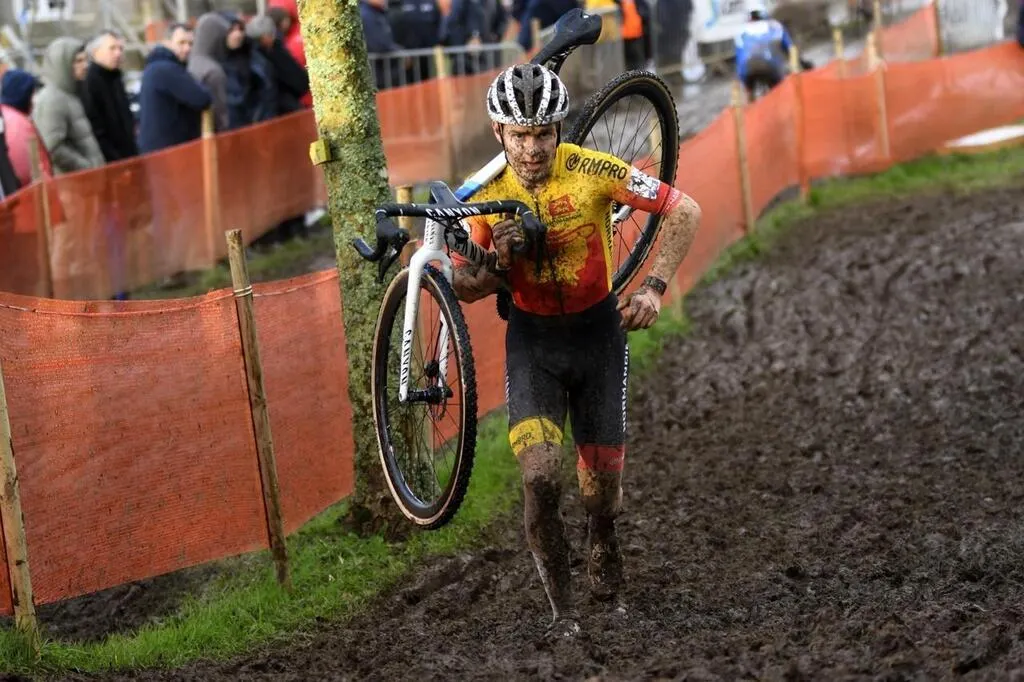 Cyclocross. Reporté par la tempête Darragh, le championnat de