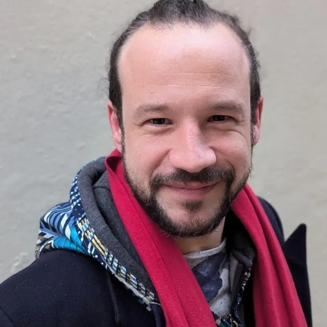 photo lazare herson-macarel, l’un des membres fondateurs du nouveau théâtre populaire, est auteur, metteur en scène et comédien.  ©  ouest-france