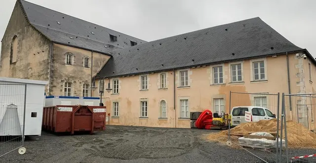 photo  la réhabilitation du bâtiment des récollets a débuté en novembre et s’achèvera en janvier 2026.  &copy;  ouest-france 