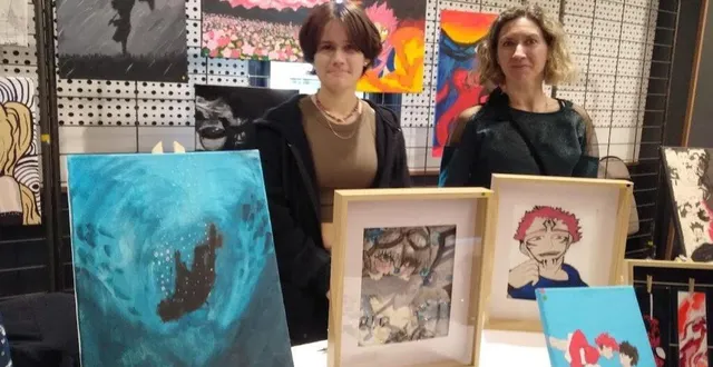 photo  inès hardouin a présenté ses œuvres au marché artisanal.  &copy;  ouest-france 