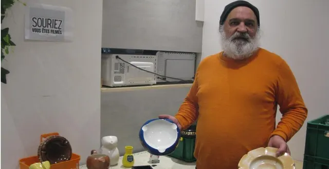 photo  franck hillenbrand, alias yabon paname, présente une partie de ses collections, de jeudi à dimanche, chez choco.  &copy;  ouest-france 