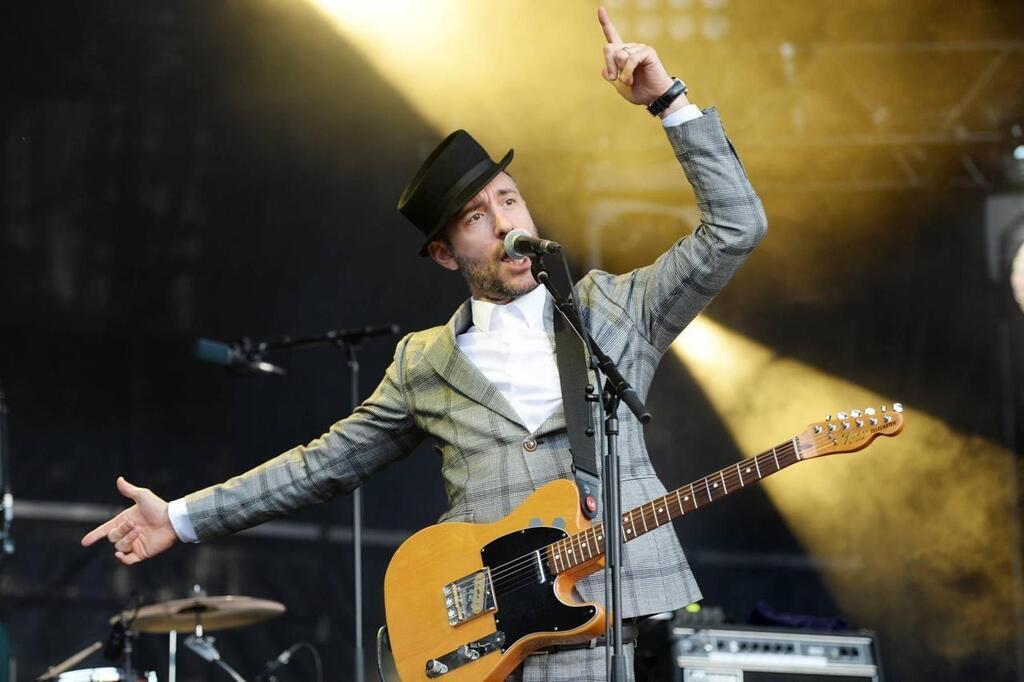 Jérémy Frérot, Charlie Winston et Louis Bertignac à Lorient Océans les ...