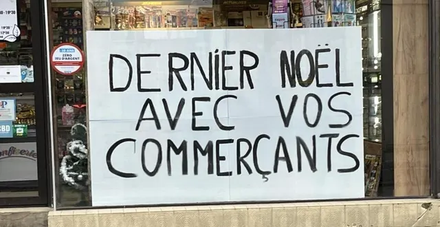 photo  le message désespéré affiché sur la vitrine du commerce de fabrice leboine.  &copy;  ouest-france 