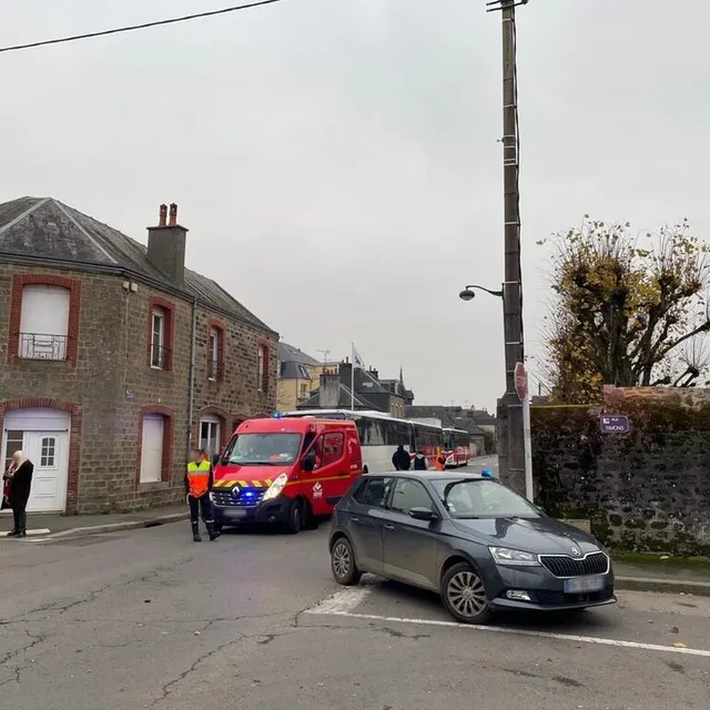 photo l’accident s’est produit dans la rue richard-lenoir peu avant 15 h.  ©  ouest-france