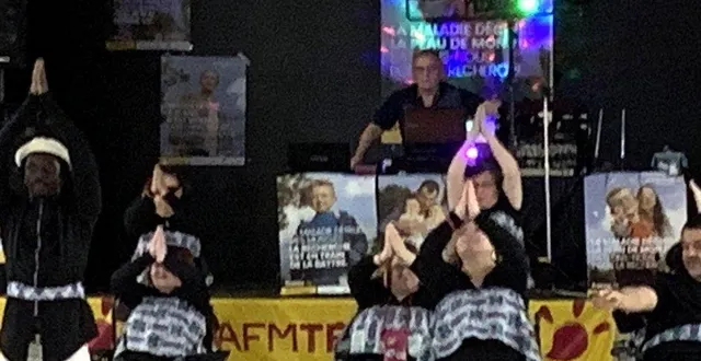 photo  les membres de l’association okyame ont séduitl’assistance.  &copy;  unc-afn malicorne 