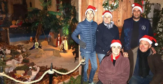 photo  une joyeuse équipe qui ne se prend pas au sérieux, mais qui déborde d’idées et de talent.  &copy;  le maine libre 