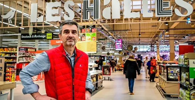 photo  éric brillant est le directeur de l’hypermarché auchan le mans nord, qui emploie près de 400 salariés.  &copy;  photo le maine libre – yvon loué 