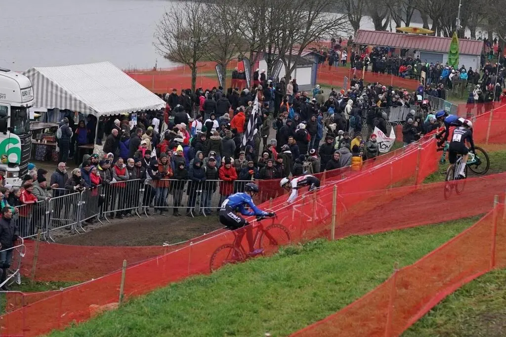 Coupe de France de cyclocross une victoire sarthoise et un public