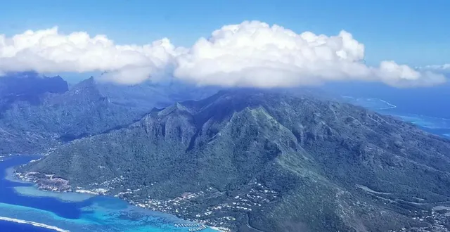 photo  le sargéen loïc rousseau fera découvrir la polynésie française.  &copy;  loïc rousseau 