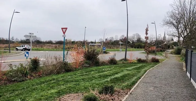 photo  la zone commerciale, en entrée de l’agglomération de laigné-saint-gervais, est destinée à réaliser le projet de magasin intermarché.  &copy;  ouest-france 