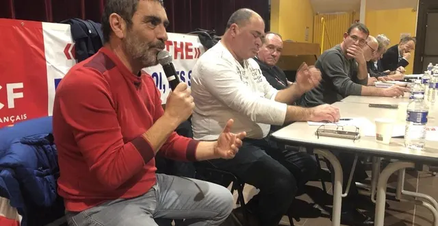 photo  franck goulette, délégué cgt de valeo : « nous entamons les négociations » du plan de sauvegarde de l’emploi.  &copy;  le maine libre 