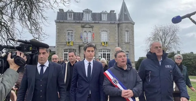 photo  jacques fortis, le maire de briouze, dans l’orne avait reçu gabriel attal, l’ancien premier ministre et patron de renaissance à la foire de la sainte-catherine de briouze, lundi 25 novembre 2024.  &copy;  ouest-france 
