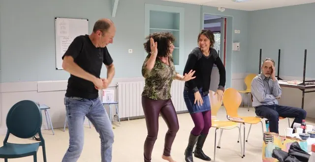 photo  la troupe tous ensemble de solesmes a fait le choix de  &copy;  ouest-france 