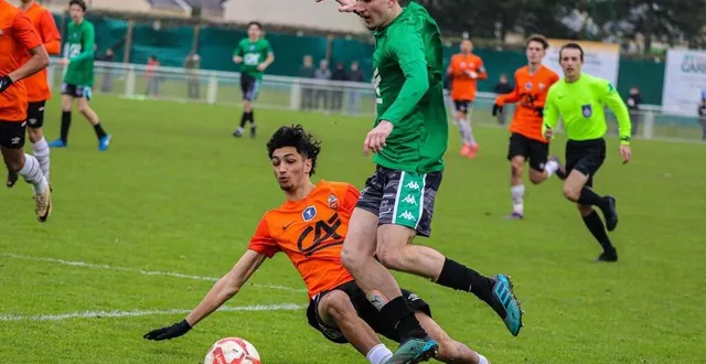 photo  mulsanne-teloché, en vert, s’est offert le scalp du fc lorient.  &copy;  le maine libre 