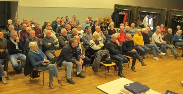 photo  l’assistance lors de l'assemblée générale du cyclo-club.  &copy;  cyclo-club 