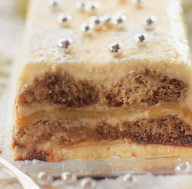 photo bûche tiramisu pomme au café à la bière de bretagne, une recette de « bretons en cuisine ».  ©  philippe barret