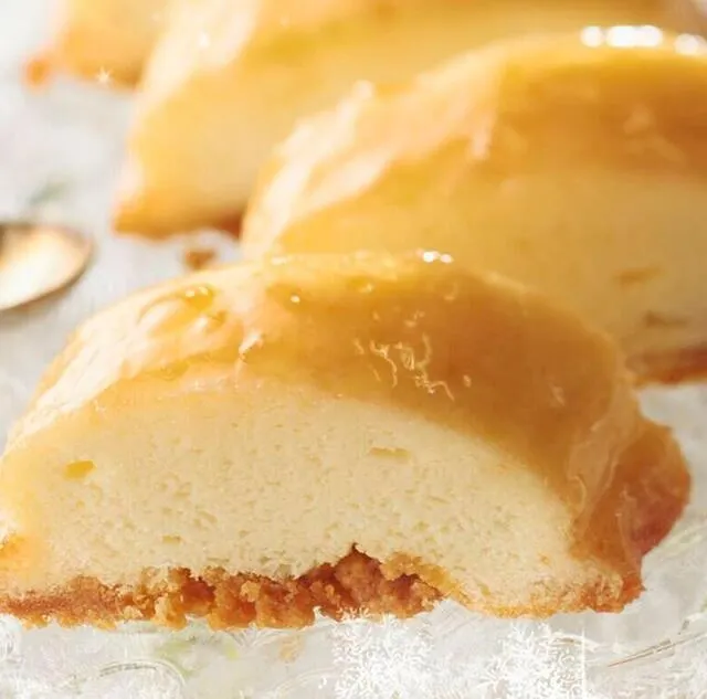 photo bûche cheesecake au caramel, effet glossy : une recette de « bretons en cuisine ».  ©  philippe barret