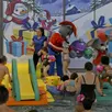 photo  le père noël est attendu à la piscine des atlantides le samedi 21 décembre 2024. 