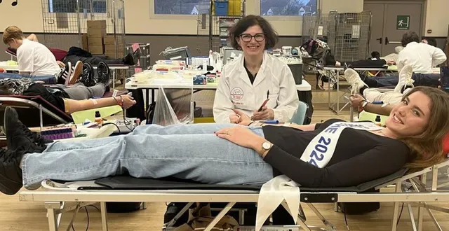 photo  maëlle rouzier a donné son sang pour la première fois.  &copy;  le maine libre 