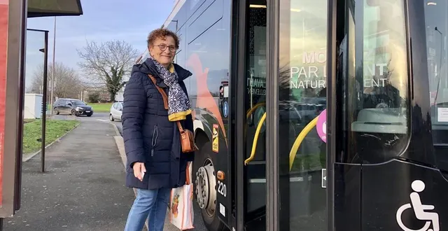 photo  les bus qui desservent la grande zone commerciale nord du mans transportent plus d’usagers qu’on ne le croit. dont paulette : « je suis venu faire quelques achats de noël ».  &copy;  le maine libre 